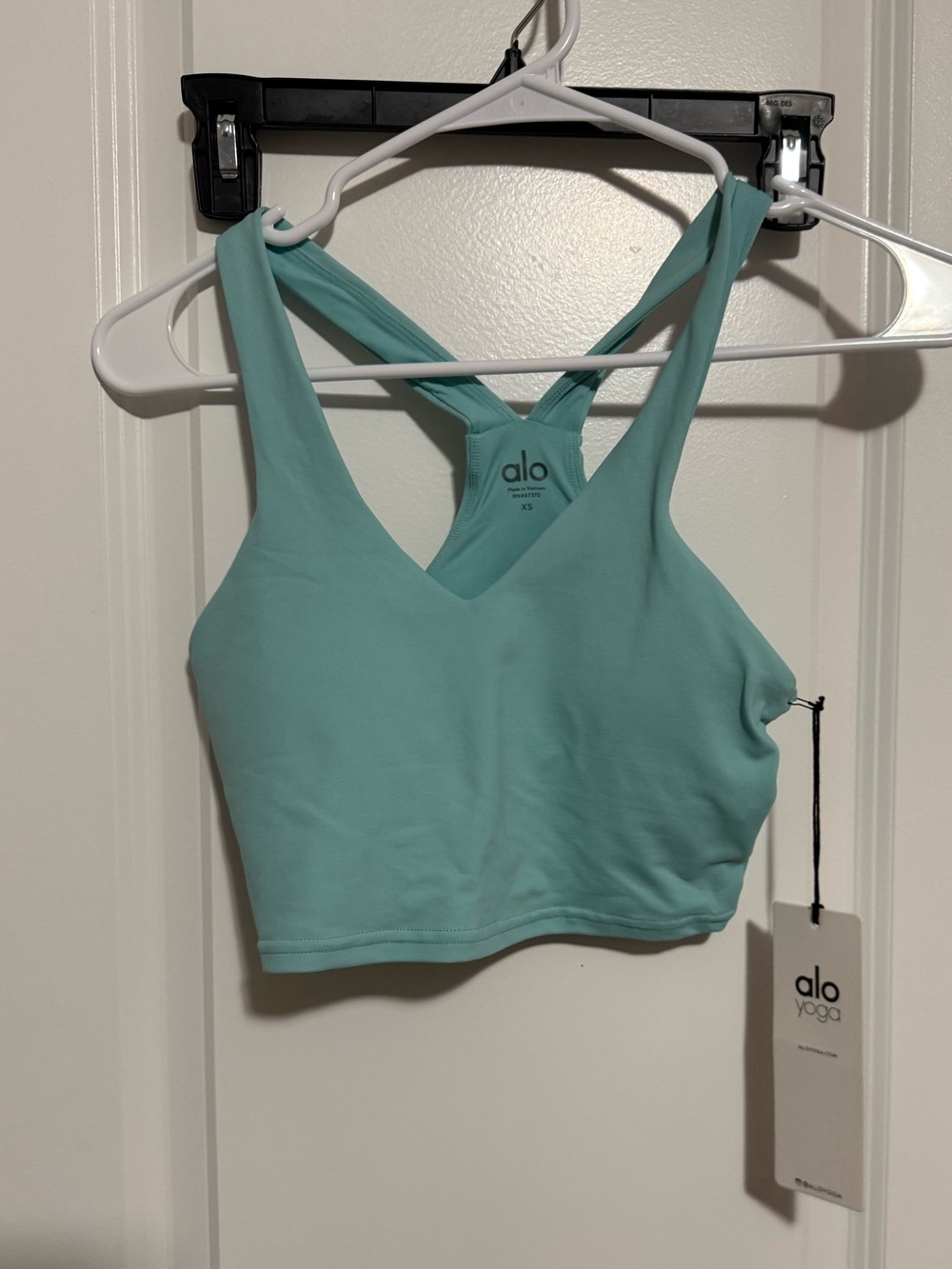 ALO Yoga Teal V-Neck Racerback Sports Bra